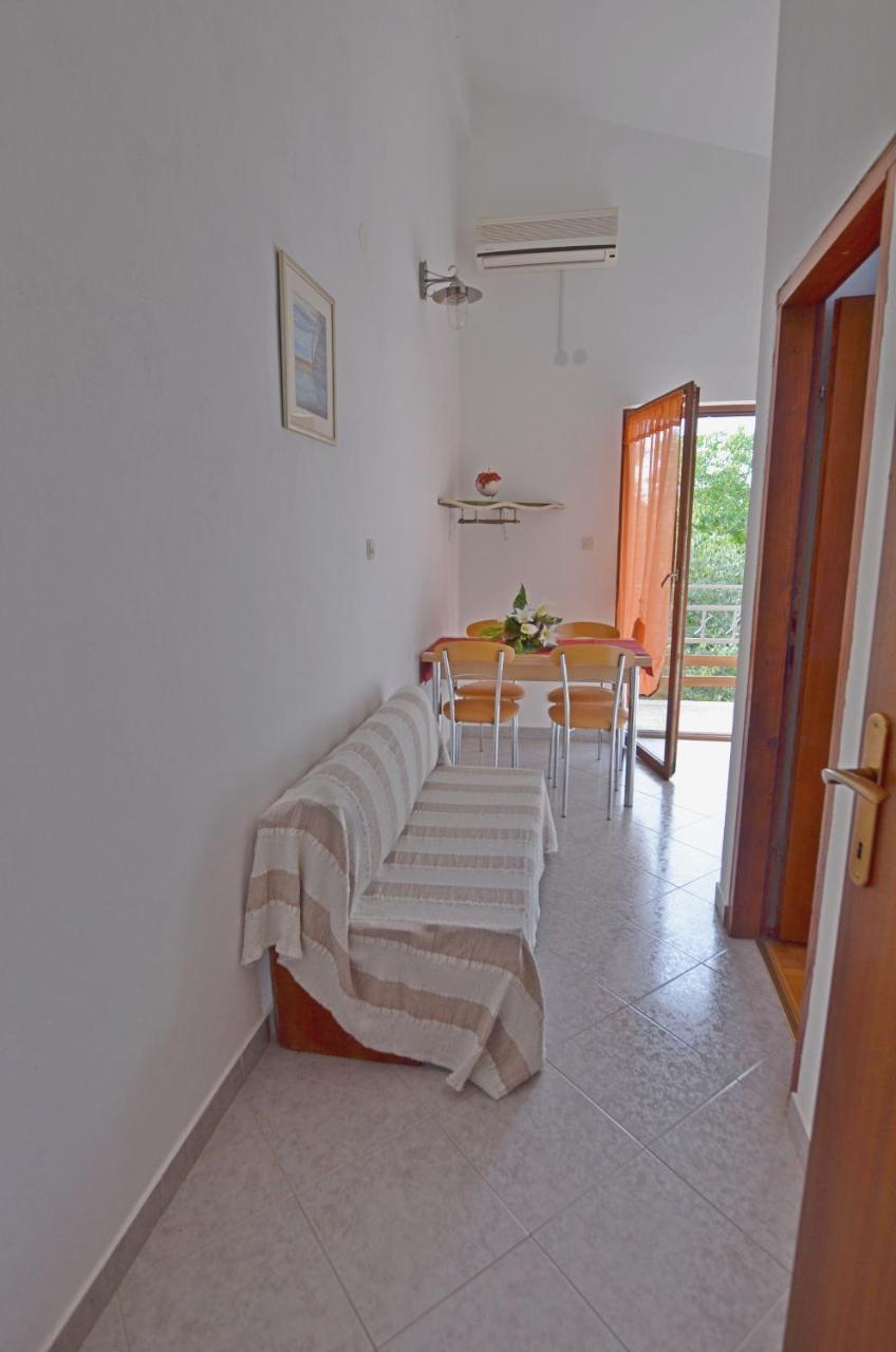 Apartments Josip Pavicini Luaran gambar