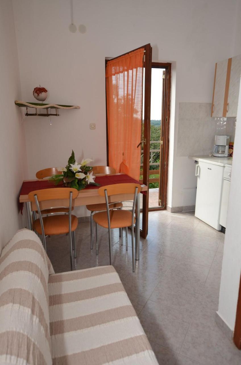 Apartments Josip Pavicini Luaran gambar