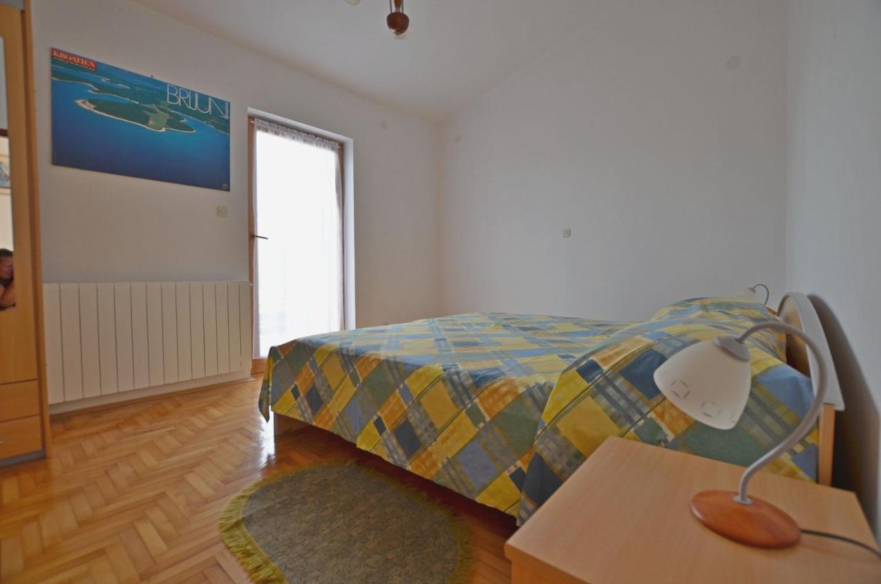 Apartments Josip Pavicini Luaran gambar
