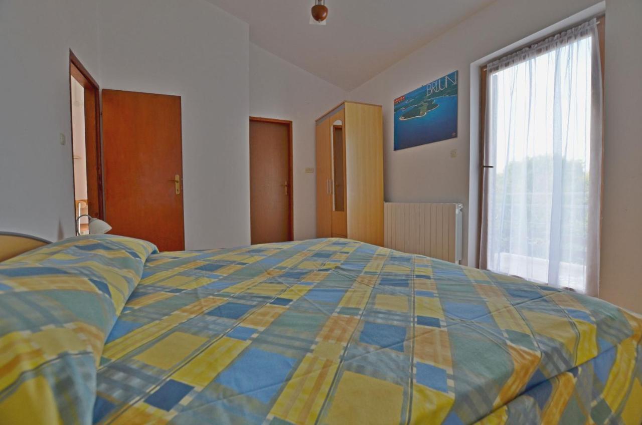 Apartments Josip Pavicini Luaran gambar