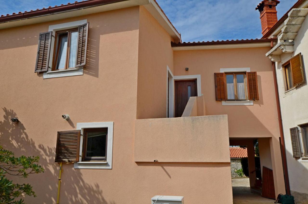 Apartments Josip Pavicini Luaran gambar